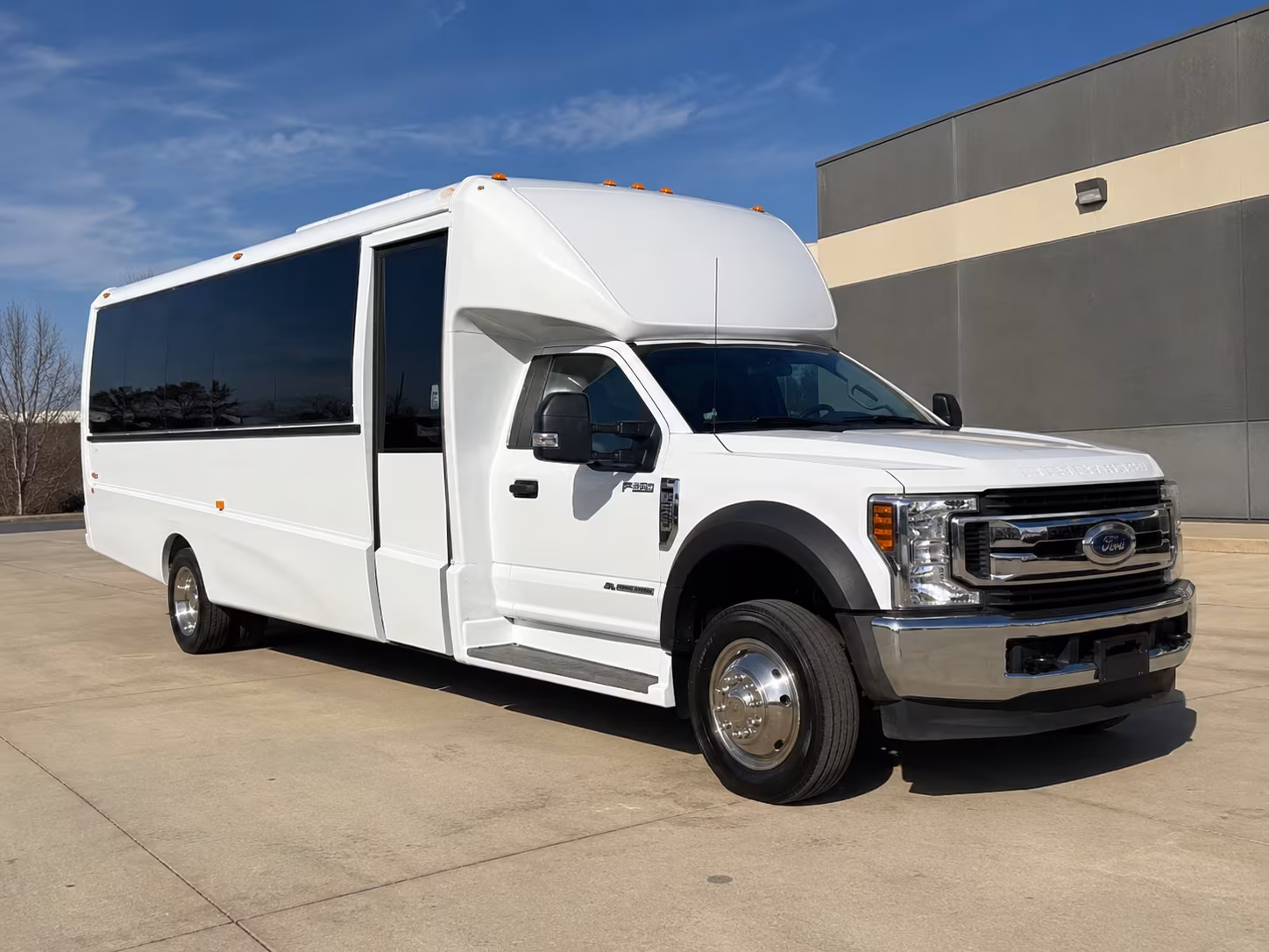 apple valley rent a charter bus for your apple valley school field trip