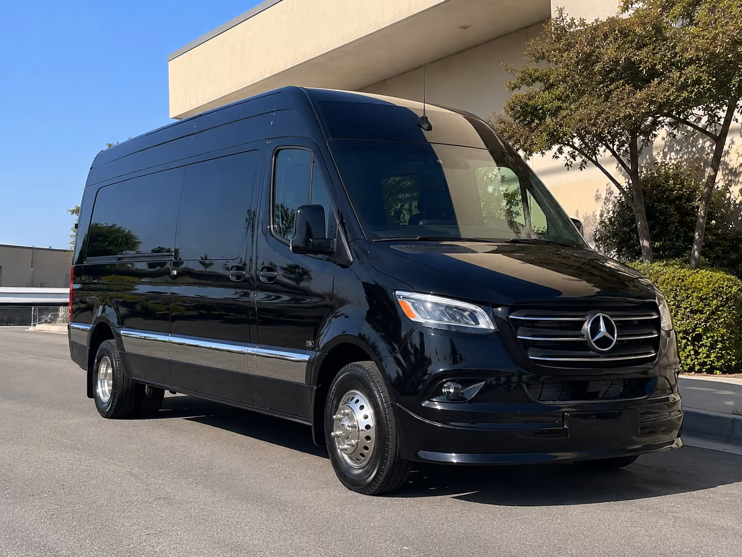 hesperia make the ride part of the fun with hesperia prom transportation