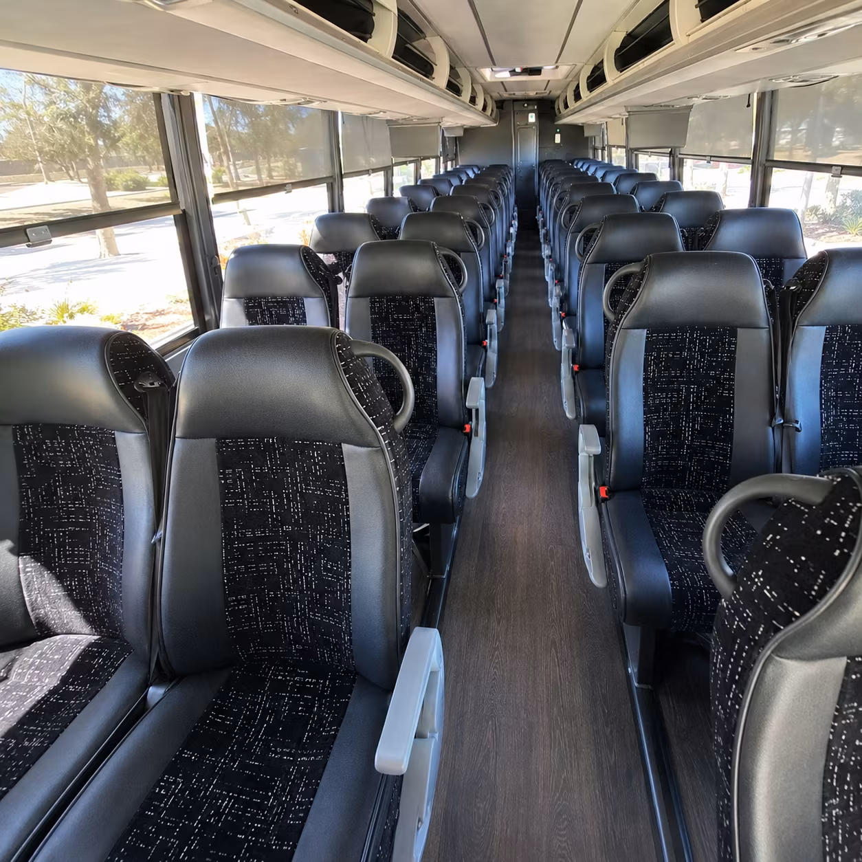 ontario charter bus