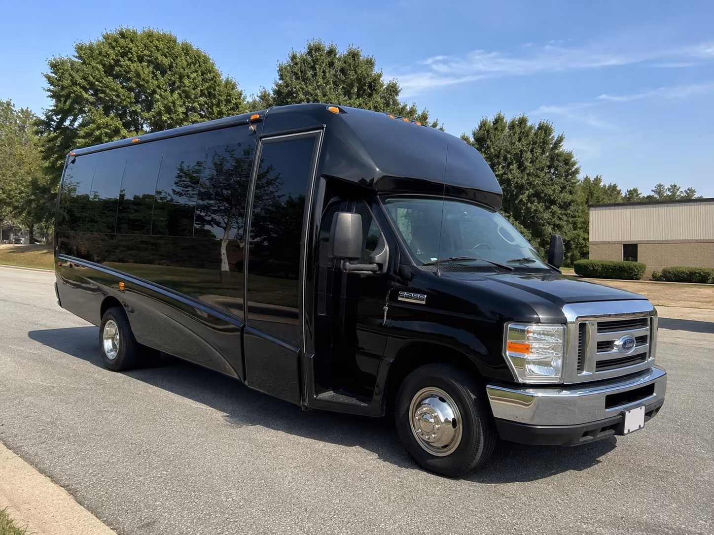 shuttle your guests to spring valley lake without the gate hassle